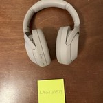 Used Sony WH-1000XM4 - Silver