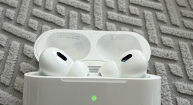 Used
													Apple AirPods Pro 2 - USB-C, photo 2 of 2