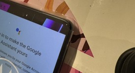 Mint
													Motorola Edge Plus (2022) - Unlocked, Blue, 512 GB, 8 GB, photo 5 of 28