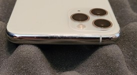 Good
													Apple iPhone 11 Pro - Unlocked, Silver, 256 GB, A2160, photo 4 of 6