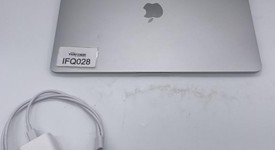 Fair
													MacBook Air 2020 - 13" - Apple M1, Silver, 512 GB, 8 GB, photo 4 of 6