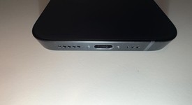 Mint
													Apple iPhone 16e - Unlocked, Black, 128 GB, A3212, photo 3 of 7