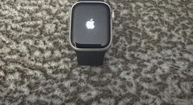 Mint
													Apple Watch Series 8 41mm - Unlocked, Starlight, A2772 - Cellular, Aluminum, photo 2 of 4