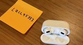 Used
													Apple AirPods Pro - Wireless Case, photo 2 of 6