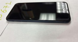 Mint
													Apple iPhone SE 3rd Gen 2022 - Unlocked, Midnight, 64 GB, A2595, photo 3 of 7