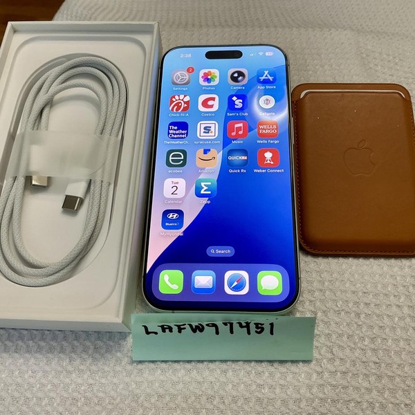 Apple iPhone 17 - Unlocked, 256 GB, White, A3258