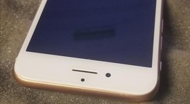Mint
													Apple iPhone 8 - AT&T, Gold, 64 GB, A1905, GSM, photo 3 of 7