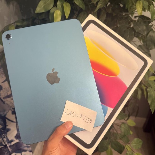 Apple iPad 10th Gen - Wi-Fi, 64 GB, Blue, A2696