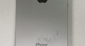 Fair
													Apple iPhone SE 1st Gen 2016 - Unlocked, Silver, 32 GB, A1662, photo 2 of 3