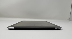 Mint
													Apple iPad 5th Gen - Unlocked, Gray, 32 GB, A1823, photo 4 of 6