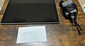 Good
													Microsoft Surface Pro 5 (2017) - Wi-Fi, Silver, 256 GB, 8 GB, photo 5 of 5