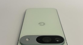 Good
													Google Pixel 9 - Unlocked, Wintergreen, 128 GB, 12 GB, G2YBB, photo 3 of 8