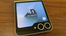 Good
													Samsung Galaxy Z Flip6 - Unlocked, Silver, 256 GB, 12 GB, SM-F741U1, photo 4 of 4