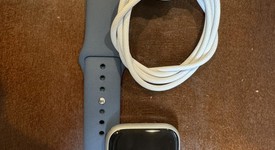 Good
													Apple Watch Series 9 45mm - Unlocked, Silver, A2984 - Cellular, Aluminum, photo 2 of 27