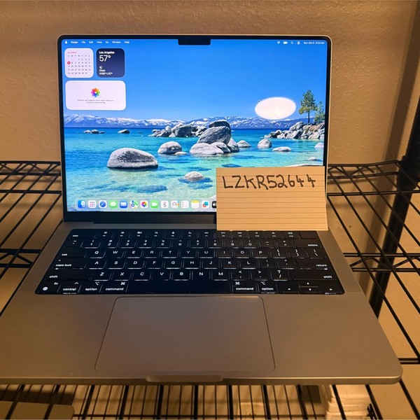 MacBook Pro 2021 - 14 inch - 1 TB, Silver, 32 GB, Apple M1 Max