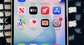 Mint
													Apple iPhone 13 - Unlocked, Pink, 128 GB, A2482, photo 1 of 14