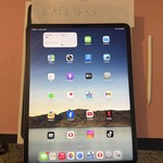 Good Apple iPad Pro 12.9 inch 6th Gen 2022 - Unlocked, 1 TB, Gray