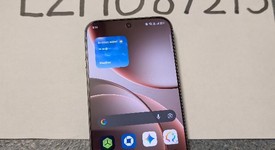 Mint
													Oppo Find X9 Pro - Unlocked Non-US, Titanium Charcoal, 512 GB, 16 GB, photo 2 of 10