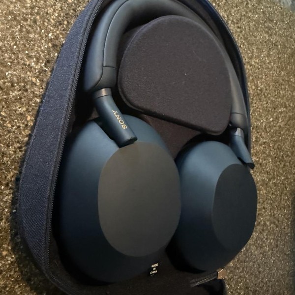 Sony WH-1000XM5 - Navy Blue