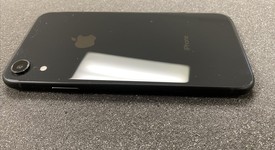 Mint
													Apple iPhone Xr - Verizon, Black, 64 GB, A1984, photo 5 of 9