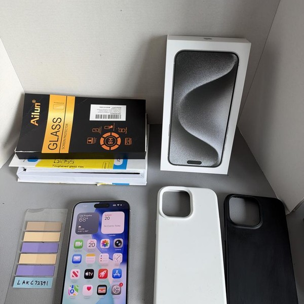 Apple iPhone 15 Pro Max - Unlocked, 256 GB, White, A2849