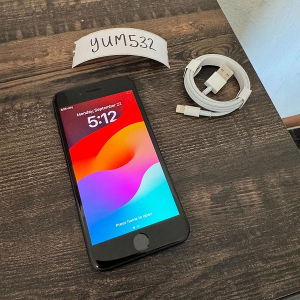 Apple iPhone SE 2nd Gen 2020 - Verizon, 64 GB, Black, A2275