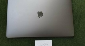 Good
													MacBook Pro 2016 (With Touch Bar) - 15" - Gray, 256 GB, 16 GB, photo 2 of 9