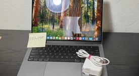 Good
													MacBook Pro Late 2023 (M3) - 14" - Apple M3, Silver, 512 GB, 8 GB, 10-core GPU, photo 1 of 12
