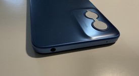 Mint
													Moto G Play (2024) - TracFone, Blue, 64 GB, 4 GB, photo 5 of 6