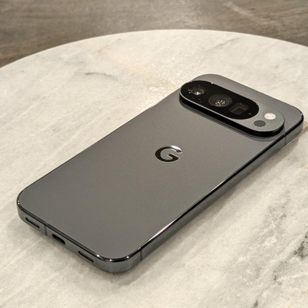 Google Pixel 10 Pro - Unlocked, 128 GB, Obsidian, G4QUR