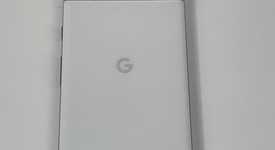 Good
													Google Pixel 7 Pro - Verizon, Snow, 128 GB, 12 GB, GE2AE, photo 3 of 7