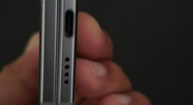 Mint
													Google Pixel 10 Pro Fold - Unlocked, Moonstone, 256 GB, GU0NP, photo 5 of 7