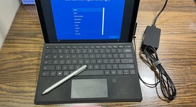 Good
													Microsoft Surface Pro 4 - 12.3 Inch - Wi-Fi, Silver, 512 GB, 16 GB, photo 1 of 6