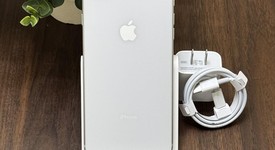 Mint
													Apple iPhone 8 Plus - Unlocked, Silver, 64 GB, A1864, photo 1 of 8