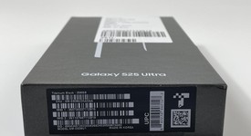 New
													Samsung Galaxy S25 Ultra - Unlocked, Black, 256 GB, 12 GB, SM-S938U1, photo 5 of 6