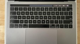 Good
													MacBook Pro 2018 (With Touch Bar) - 13" - I5, Gray, 256 GB, 8 GB, photo 2 of 10