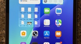 Good
													Apple iPad 9th Gen - Wi-Fi, Gray, 256 GB, A2602, photo 1 of 14