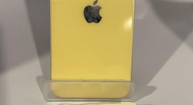 Good
													Apple iPhone 14 - Unlocked, Yellow, 128 GB, A2649, photo 5 of 11