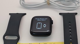 Good
													Apple Watch Series 8 45mm - Unlocked, Midnight, A2774 - Cellular, Aluminum, photo 4 of 4