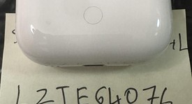 Used
													Apple AirPods Pro 2nd Gen - USB-C, photo 3 of 8