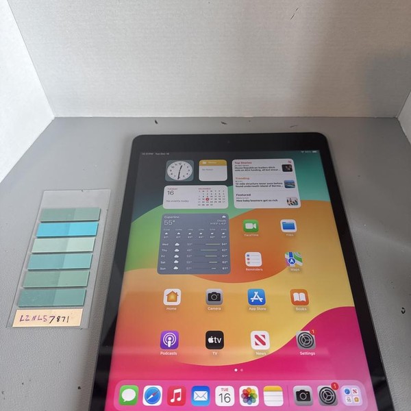 Apple iPad 9th Gen - Unlocked, 64 GB, Gray, A2603