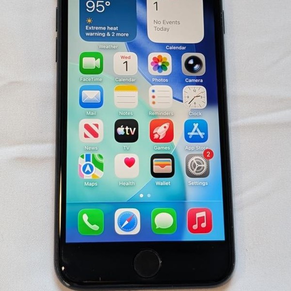 Apple iPhone SE 3rd Gen 2022 - Unlocked, 64 GB, Midnight, A2595