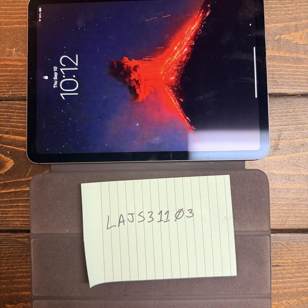 Apple iPad Air (4th Gen) - Unlocked, 64 GB, Gray, A2324