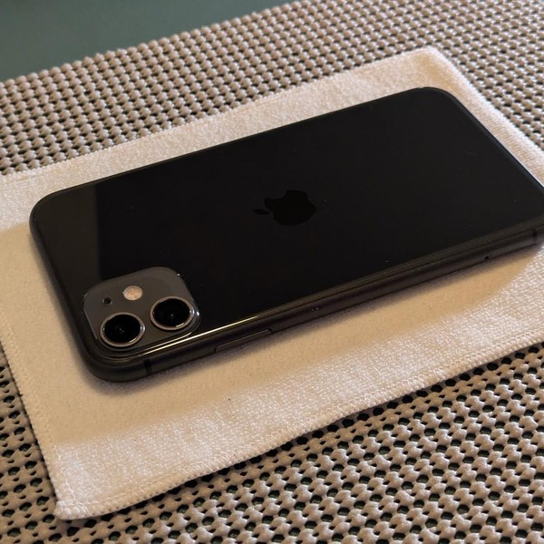 Apple iPhone 11 - Unlocked, Black, 64 GB, A2111