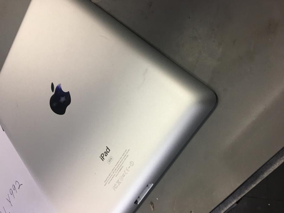 ALY992: Apple iPad 3 (Wi-Fi) - For Sale $120 Swappa