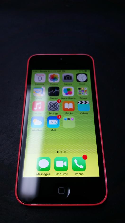 T mobile iphone 5c for sale Apple iPhone 5c. A6 chip. 8MP iSight camera. 4-inch Retina display. Ultrafast LTE wireless. iPhone 5c has the things that made iPhone 5 an amazing phone—and more, including iOS 7. All in a completely new design that feels great in your hand.