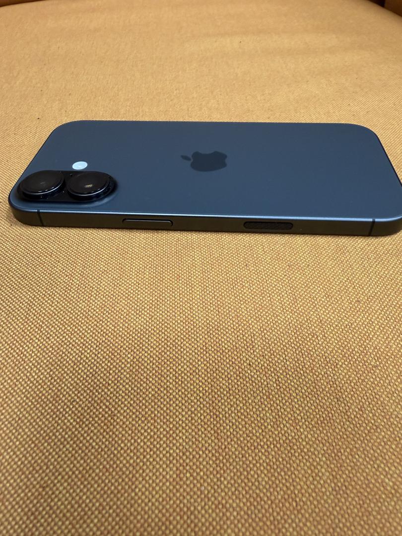 Apple iPhone 17 - Unlocked, 256GB, Black, A3258 - LABB06037 - Swappa