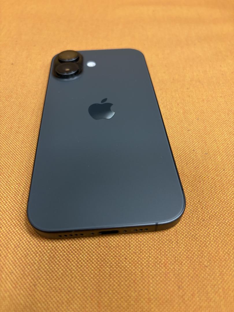 Apple iPhone 17 - Unlocked, 256GB, Black, A3258 - LABB06037 - Swappa