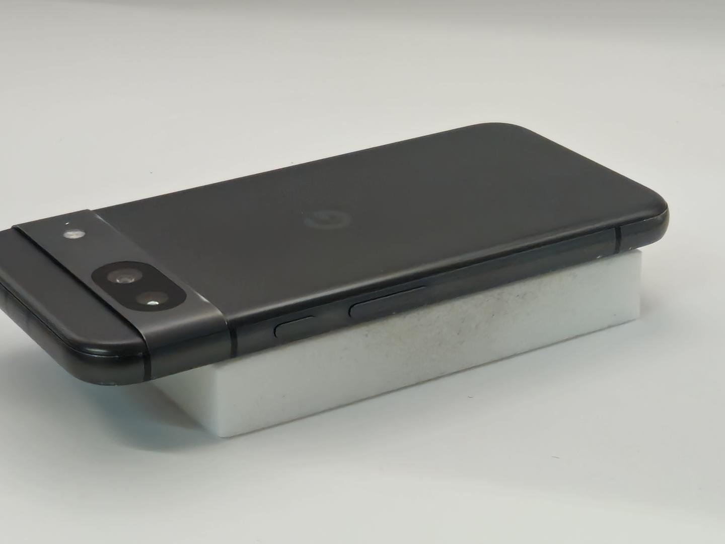 Google Pixel 8a - Unlocked, Obsidian, 128GB, 8GB, GKV4X, Sub-6 5G