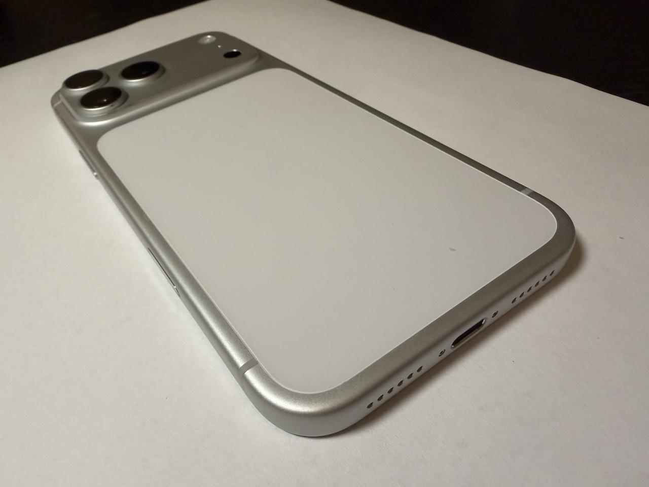 Apple iPhone 17 Pro Max - Unlocked, 256GB, Silver, A3257